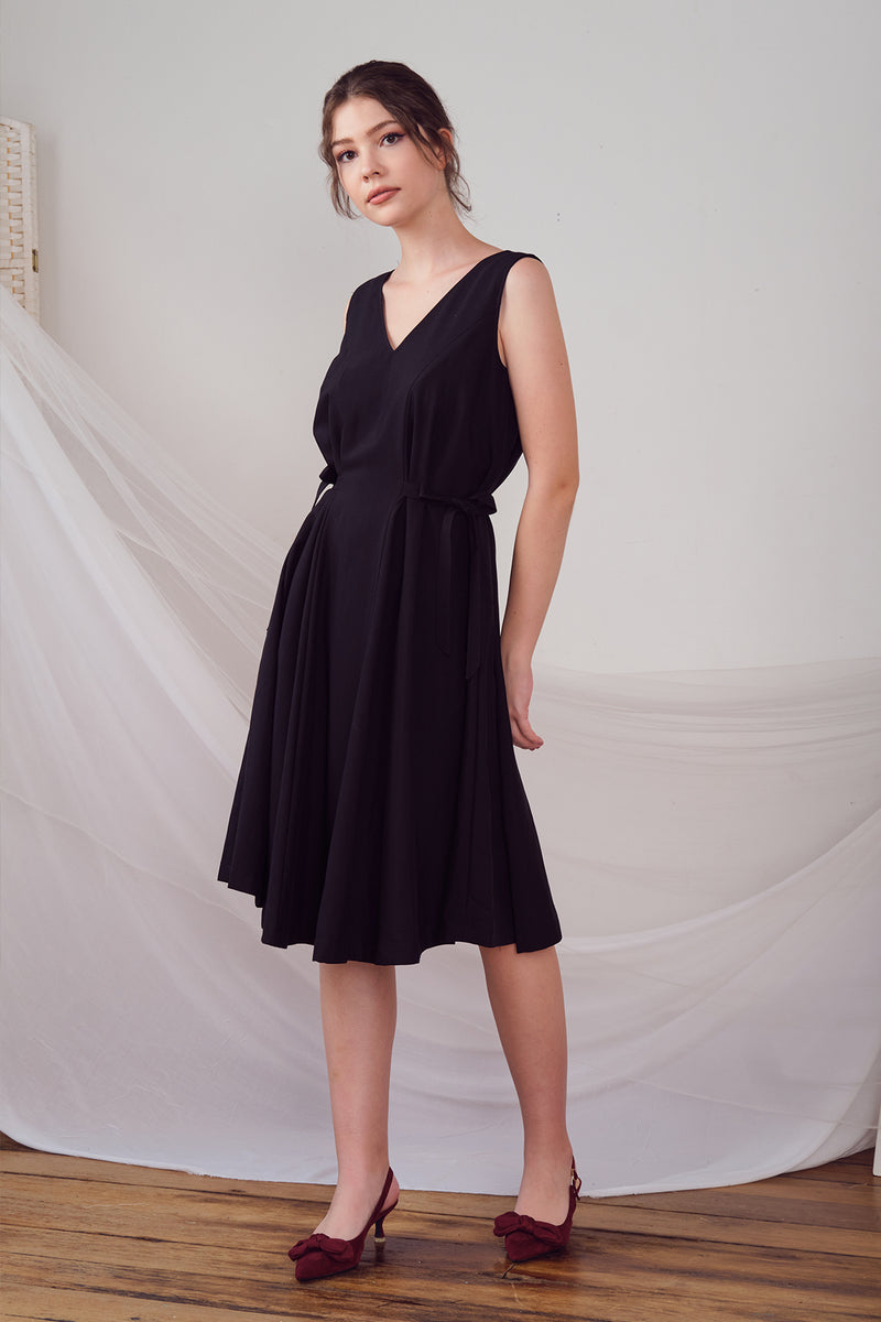 Patsy Side Tie Dress
